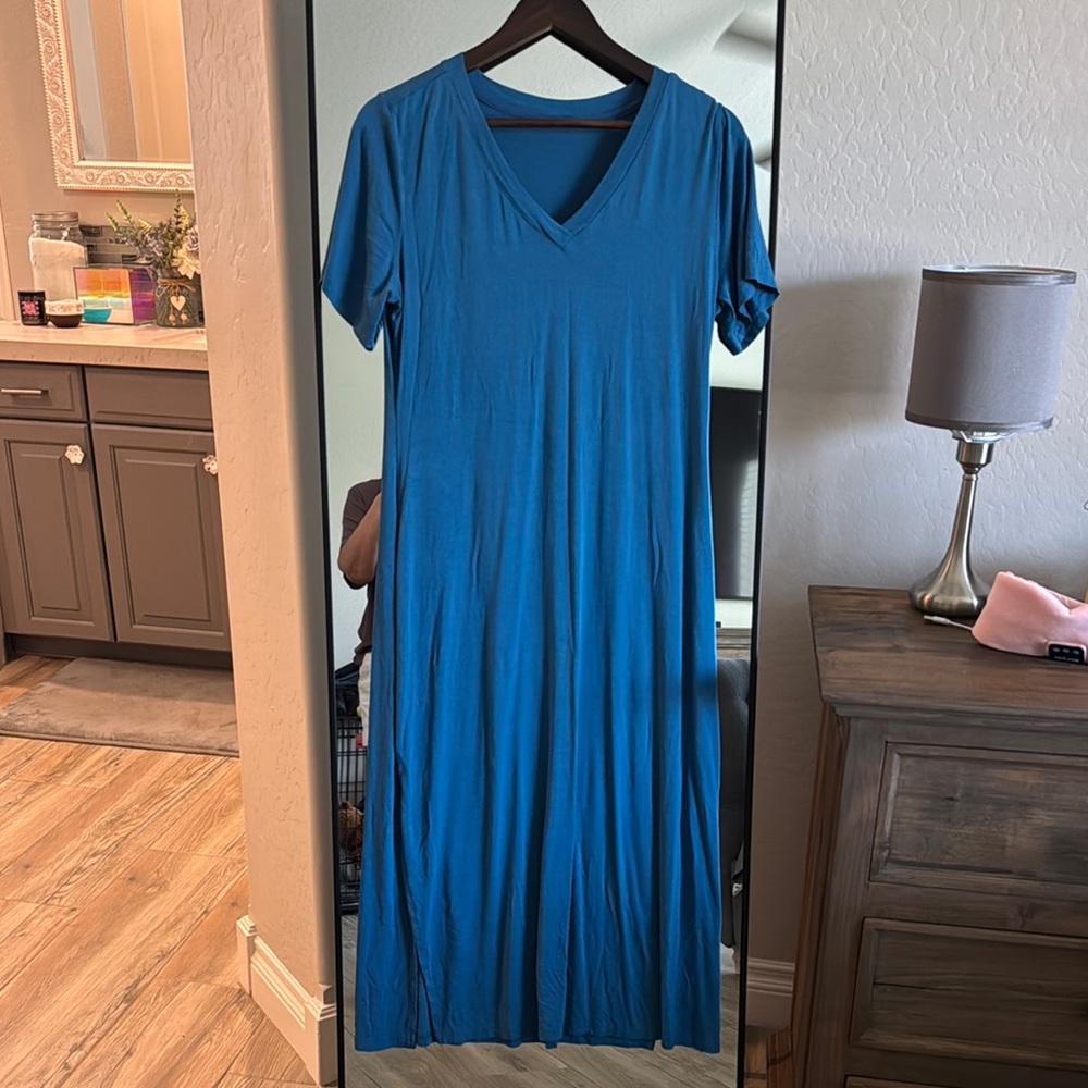 Blue V-Neck Maxi Dress